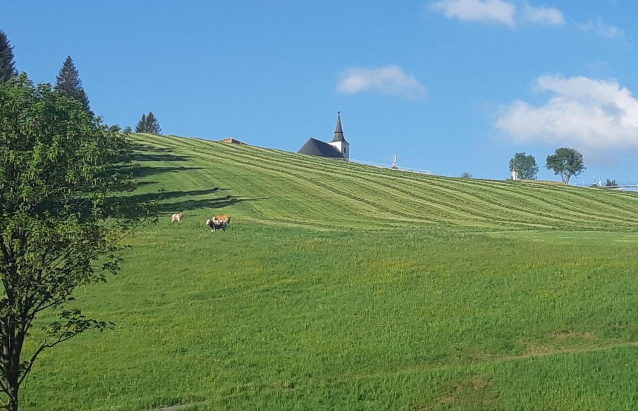 Gasthof Klug Zum Ehrensepp Modriach Exterior photo